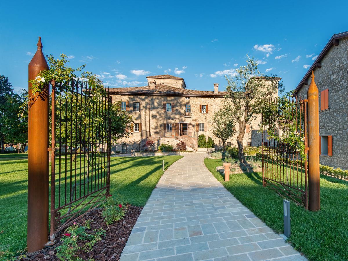 Отель Borgo Cadonega Viano Экстерьер фото